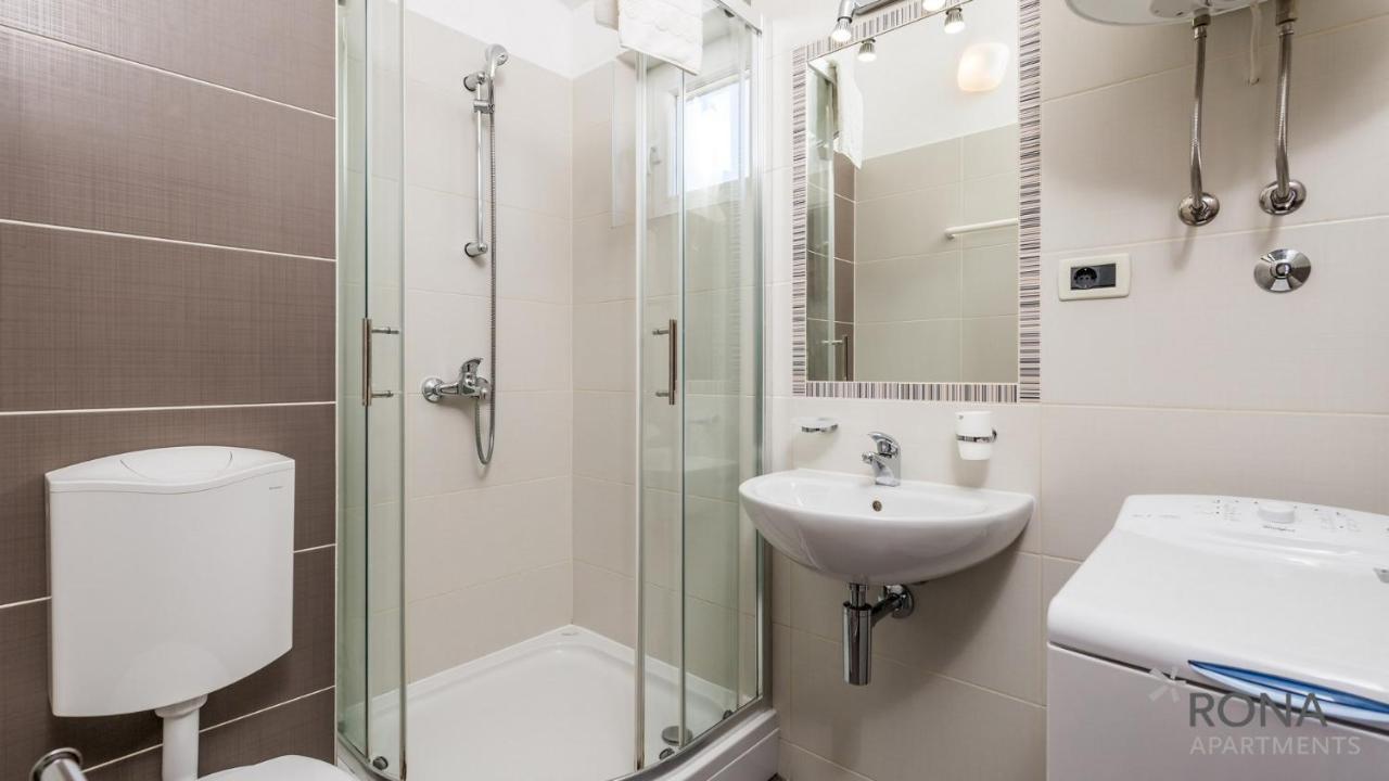 Rona Apartment Zdravko บาร์บารีกา ภายนอก รูปภาพ