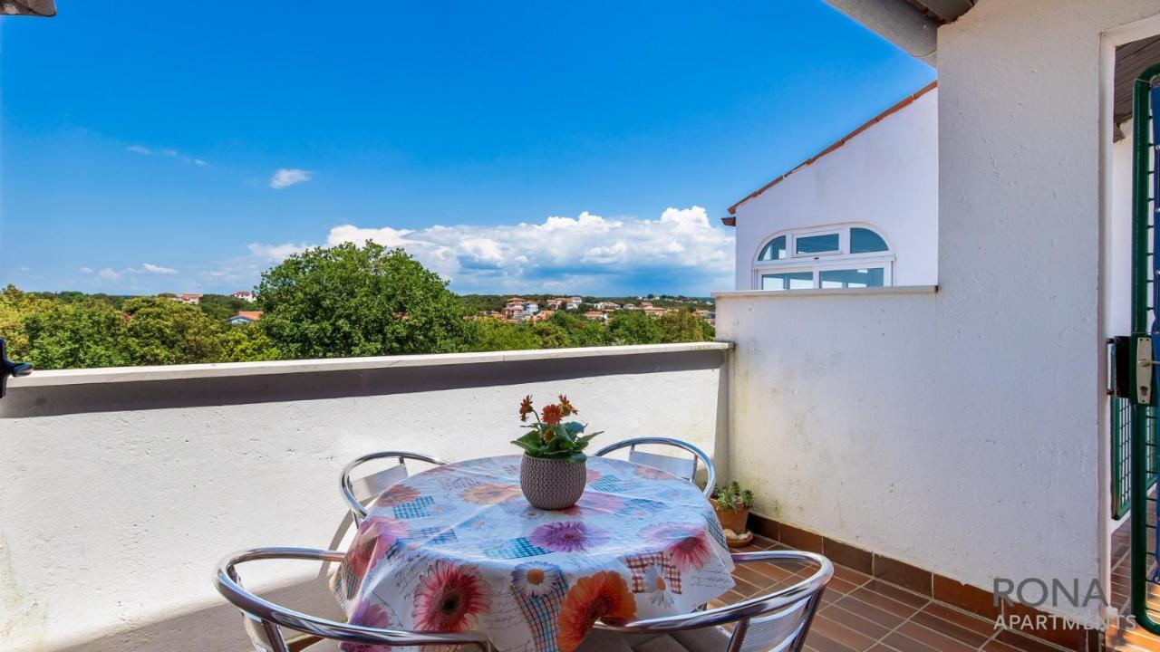 Rona Apartment Zdravko บาร์บารีกา ภายนอก รูปภาพ