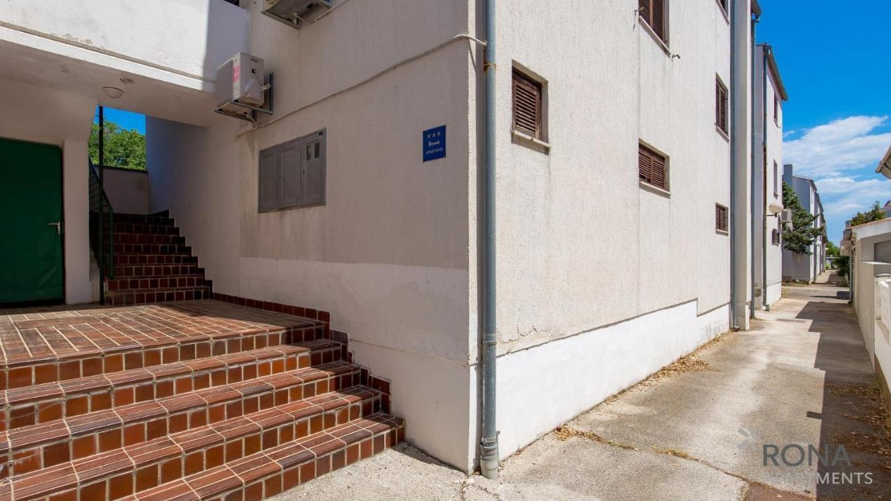 Rona Apartment Zdravko บาร์บารีกา ภายนอก รูปภาพ